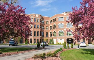 Courtyard at Highpointe