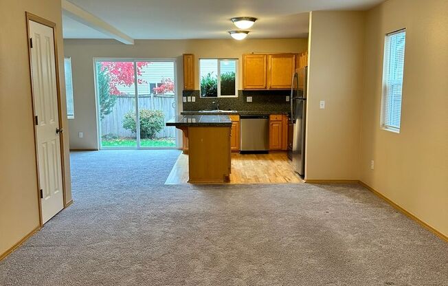 2 Bd / 2.5 Ba Maple Valley Townhouse