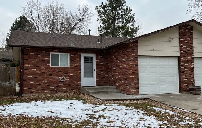 Beautiful 3 bed 2 Bath Duplex in Longmont