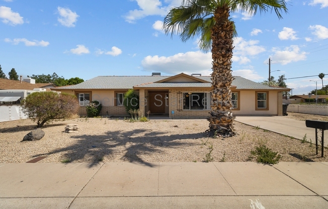 3455 W KALER DR