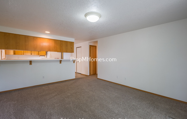 3 beds, 2 baths, $2,429