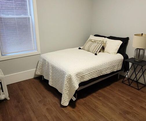 1 bed, 1 bath, 462 sqft, $1,295, Unit 8