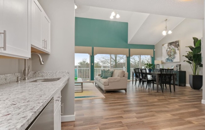 South Winds Apartments