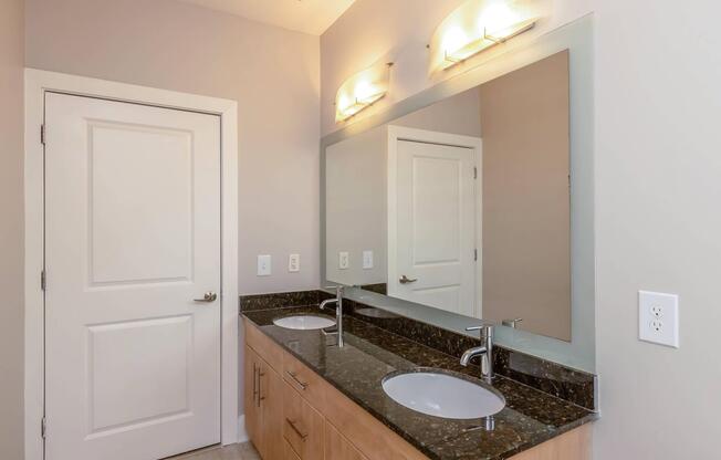 2 beds, 2 baths, 1,126 sqft, $1,763