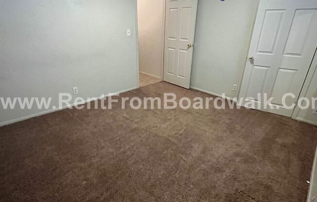 4 beds, 2 baths, 2,200 sqft, $1,995, Unit 1787 Lincoln Lane