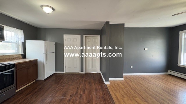 25 BALDWIN AVE