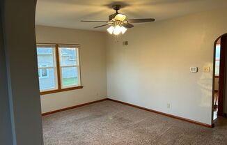 2 beds, 2 baths, $1,100