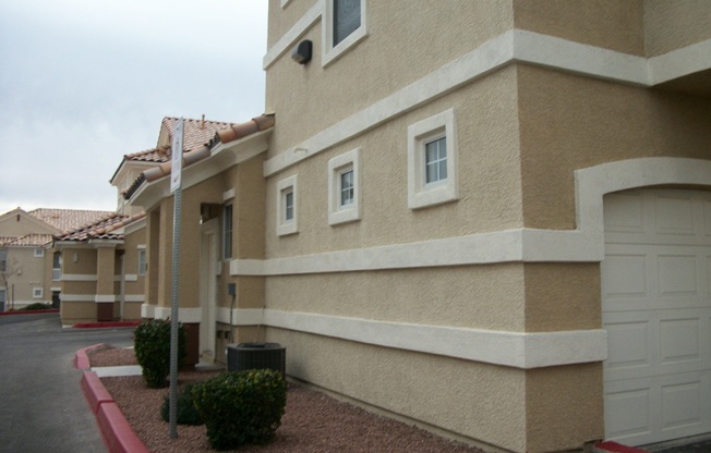 Very Nice Condo!!! A Must See!!!!