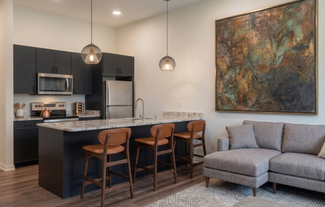 2 beds, 1 bath, 941 sqft, $2,375, Unit 109