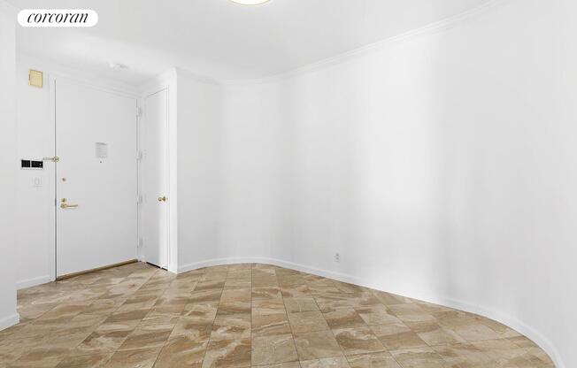 2 beds, 2 baths, $6,700, Unit 11D