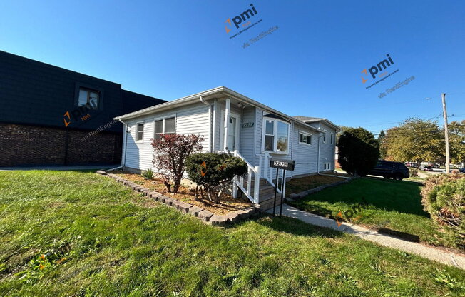 8228 KENNEDY AVE