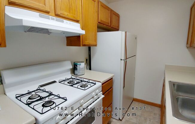 2 beds, 1 bath, $1,150