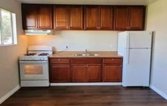 Leo&#39;s Apartments
