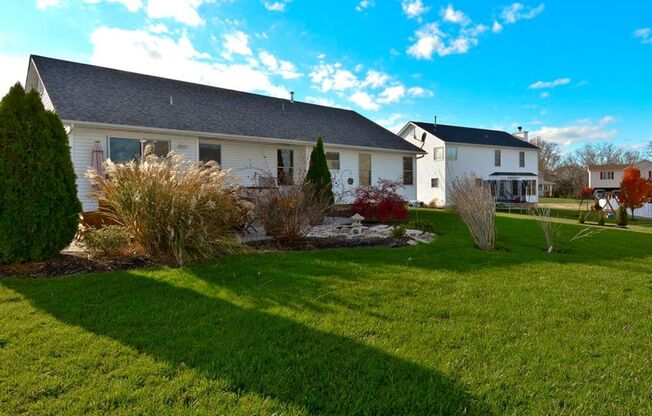 3 beds, 3 baths, 2,383 sqft, $2,295, Unit Kerstyn Drive 287