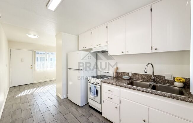 15634 LEADWELL PROPERTY