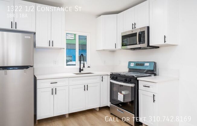 1322 1/2 CONSTANCE ST