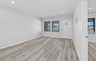 HILLCREST LOVELY ONE BEDROOM