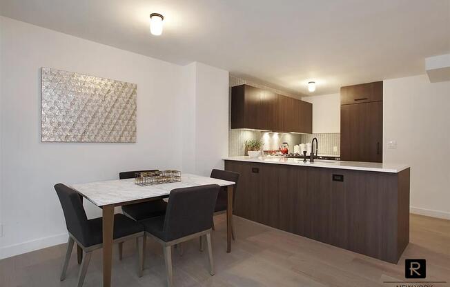 175 W 95 ST
