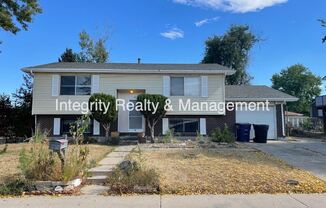 5084 Scranton Ct