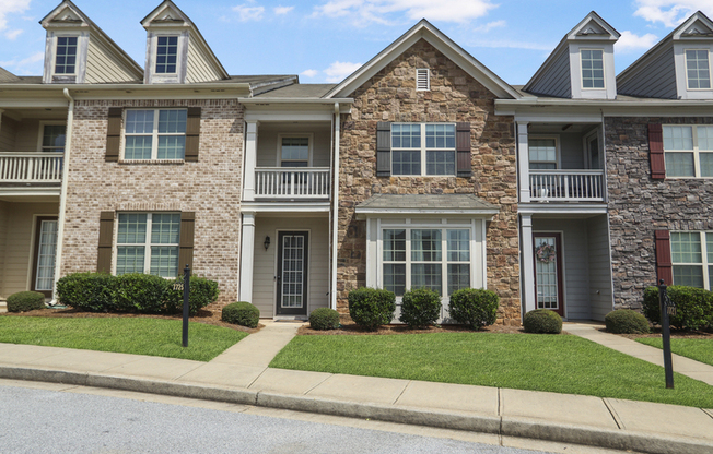 7725 RUTGERS CIR