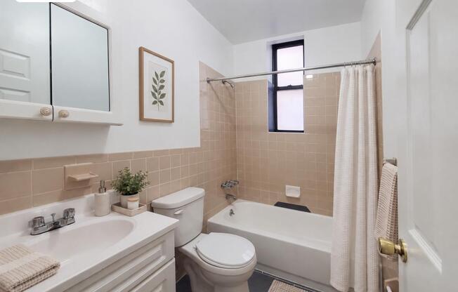 306 W 51 ST