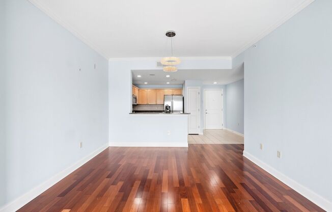 1 bed, 1 bath, 1,100 sqft, $2,495, Unit 400 E Bay Street #1810 (TP)