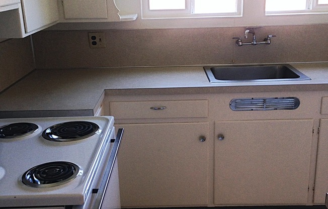 1 bed, 1 bath, 624 sqft, $1,495, Unit E06