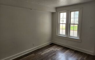 3 beds, 1 bath, $1,350