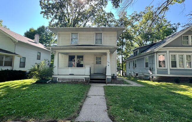 $2,100 | 4 Bedroom, 2 Bathroom House | Cat Friendly* | Available for August 1st, 2025 Move In!