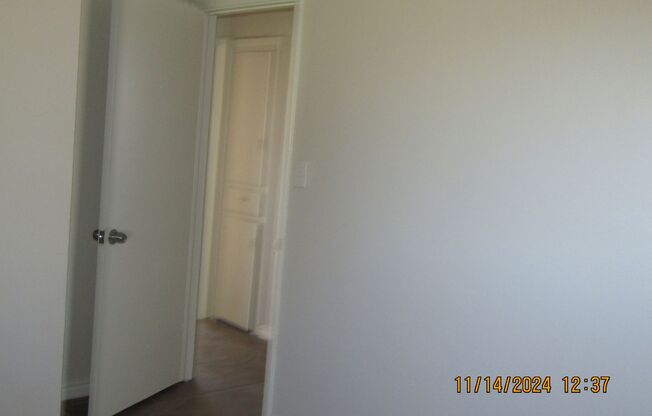 4 beds, 1 bath, $995