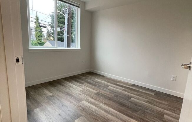 1 bed, 1 bath, 334 sqft, $1,450