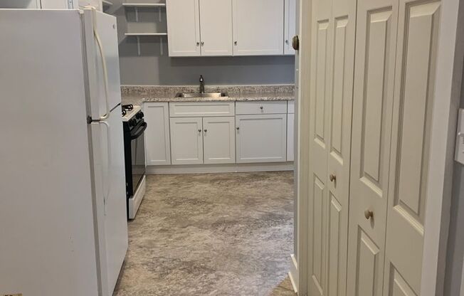 1 bed, 1 bath, $795