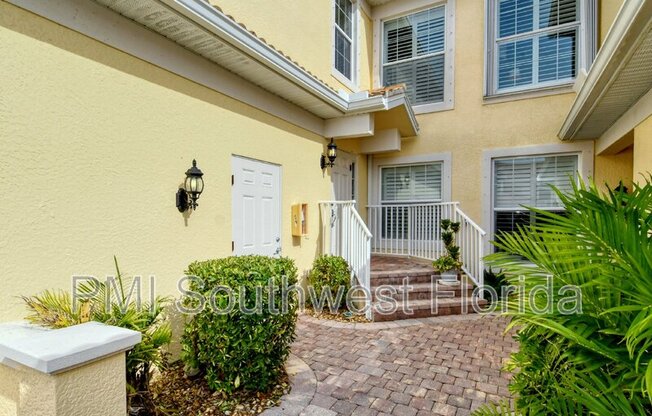 1251 BURGOS DR