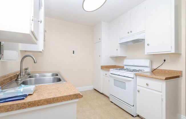 630 &amp; 638 Silverwood