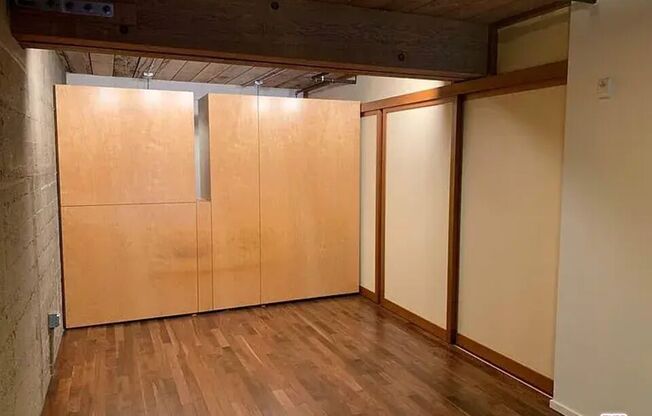 Studio, 2 baths, 2,510 sqft, $4,500, Unit 147