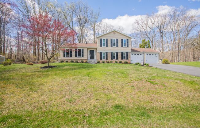 Amazing 5 BR/3 BR Single-Family Home in Rockville!