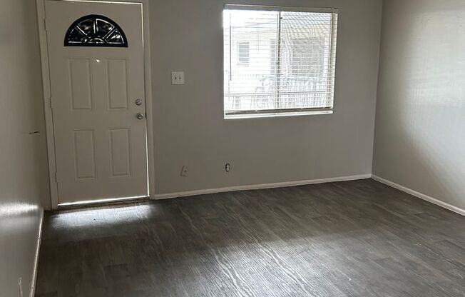 1 bed, 1 bath, 625 sqft, $995, Unit 20
