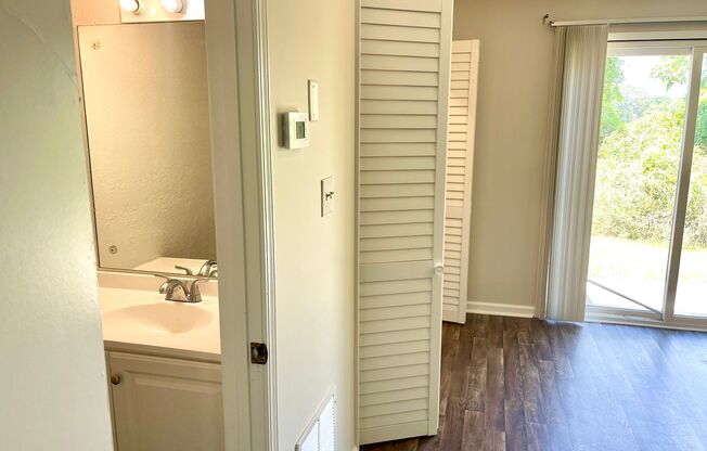 Welcome to this charming 2-bedroom, 1.5-bathroom house located in Stockbridge, GA.