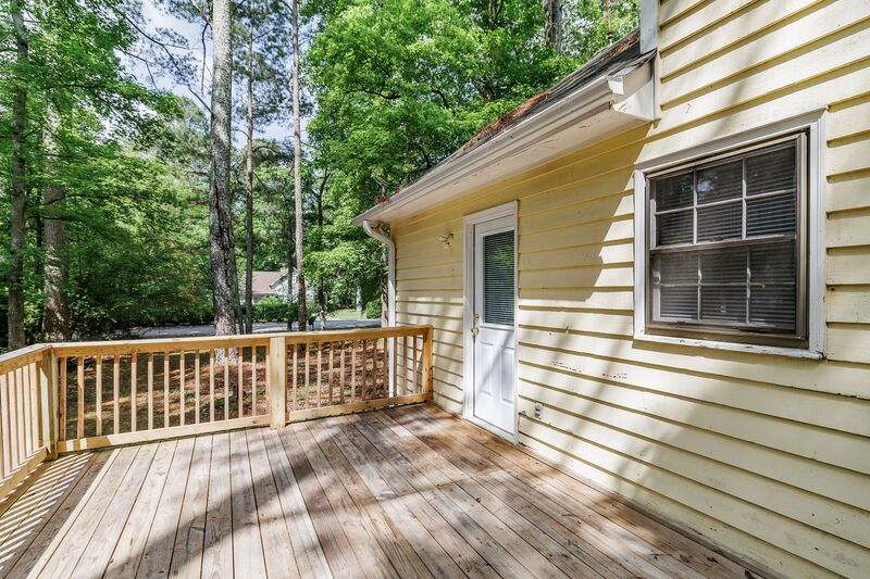 145 SHADOW MOSS DR
