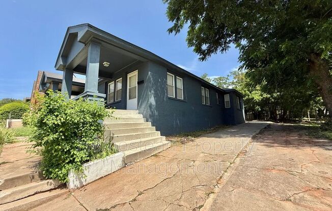 509 W HL ST