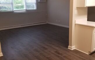 2 beds, 1 bath, 850 sqft, $1,700, Unit 946-308