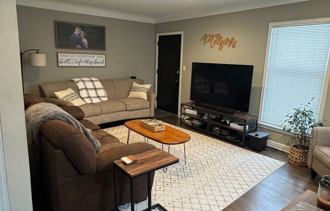 5704-5706 Chicago Avenue