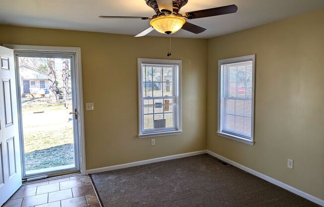 Minutes from Uptown!  100% Renovated 2 Bedroom!