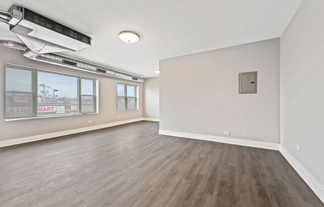 1372 W 79th St LLC