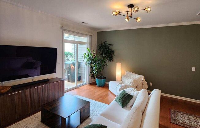 Stunning 3BD, 2.5BA Raleigh Townhome with a 1-Car Garage and Premier HOA Amenities