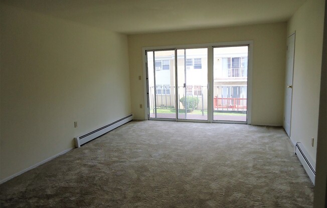 1 bed, 1 bath, 725 sqft, $1,610, Unit 0702