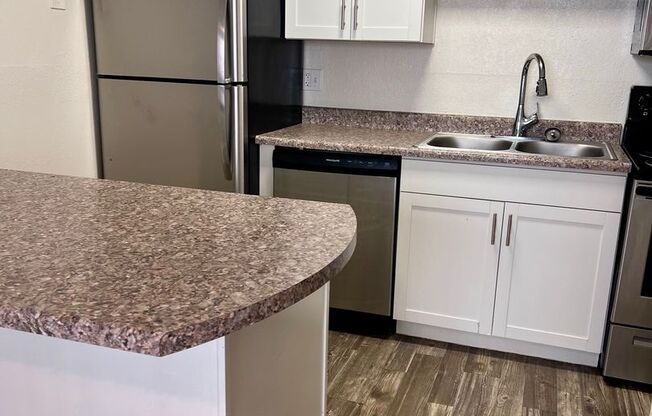 1 bed, 1 bath, 486 sqft, $910, Unit 5907-15