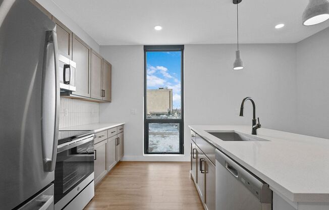 1 bed, 1 bath, 754 sqft, $1,650, Unit 213