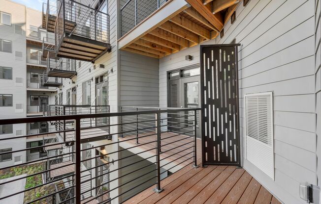 Studio, 1 bath, 548 sqft, $1,950, Unit 624