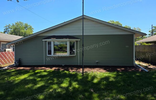 Newly updated 3 bedroom 1 bathroom house